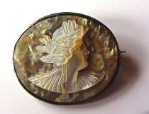 Turn of the 19 & 20 centuries Art Deco Mother Pearl Shell in Silver Bezel