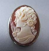 Italian Beauty from 1930th Carnelian Shell Silver/Gold Bezel