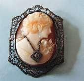 Hand carved Carnelian Shell (cracked) from 1930th Unmarked filigree Silver Brooch w/Diamond chip