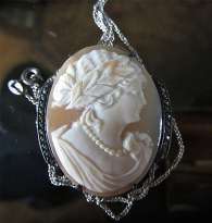 Beautiful hand carved light shell circa 1915 unmarked Silver marquisette pendant with 925 Sterling chain
