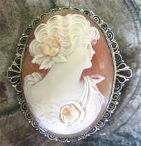 Large Edwardian 3 colors Carnelian shell circa 1935 Unmarked Silver Filigree Brooch