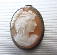Little Italian cootie Carnelian hand carved shell circa 1930 Marked 800 Silver brooch/pendant