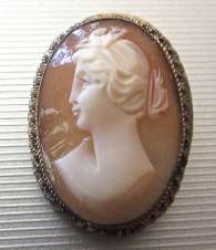 Beginning of XX century Italian hand carved shell unmarked Vermeil Silver Brooch/Pendant