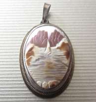 Beautiful Italian landscape with yacht hand carved 3 colors shell circa 1935 unmarked Silver & Gold twisted rope pendant