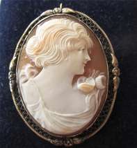 Amazing Quality Art Nouveau (circa 1925) Carnelian Shell Filigree darken Vermeil Silver Pendant/Brooch.