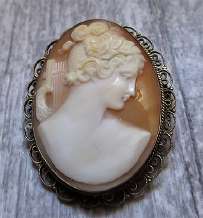 Museum Quality Carnelian shell image of Muse carved circa 1915 Vermeil Silver filigree brooch/pendant. Signed by the Artist