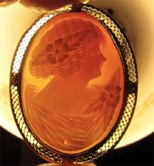 Quality carved Carnelian shell signed by the Artist Unmarked STERLING Silver brooch circa 1925