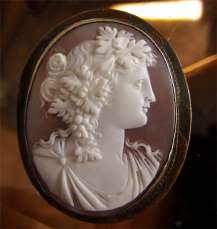 Victorian circa 1870 cameo - Bacchantic with grapes in the hair Museum Sardonyx shell in the Gold plated Silver Brooch.