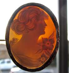 Extra Fine crafted Carnelian shell circa 1935 Unmarked Silver Brooch/Pendant