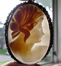 3 colors Italian shell image of Ceres - goddess of agriculture Big twisted Silver Pendant circa 1920.