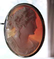 Art Nouveau Young woman amazingly carved Carnelian Shell Superior Classic Silver Brooch/Pendant.