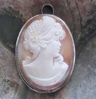 Italian Vintage classic beauty Conch shell circa 1930th Marked 800 Silver with Gold rope Brooch/Pendant