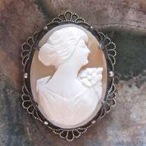 Filigree Silver Brooch/Pendant Circa 1920. Nicely carved shell