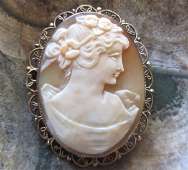 Filigree vermeil Silver Brooch/Pendant Circa 1930. Big nicely carved shell