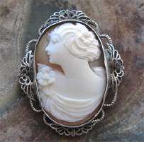 Great Art Nouveau vintage shell depict of young woman Filigree Silver Brooch from 1915-1930.