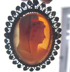Amazing Quality Silver Filigree Art Deco Brooch Cameo circa 1930 Great hand carved shell-Scandinavian girl. Signed by the Artist