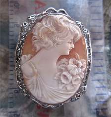 Great late Edwardian unmarked filigree Silver Cameo Brooch Well hand carved Carnelian shell circa 1925-1935. Signed