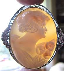 Superior Carved Light Sardonyx Shell Vintage Signed. Filigree Silver Brooch from 1925-1935.
