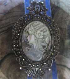Superiorly carved Light on Dark Mother Pearl Beauty Marcasite Filigree Silver Brooch & Pendant