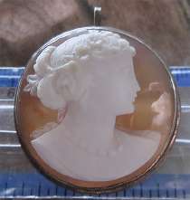 Museum carved Sardonyx shell - woman’s profile from 1930th-1940th Set in unmarked darkened 900 Silver Vermeil) brooch/pendant.