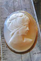 Hand carved Light shell cameo circa 1950 800 Silver/Gold washed brooch/pendant
