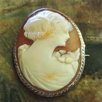 Carved/Signed shell - portrait girl from 1920th-1930th Unmarked decorative Silver Brooch
