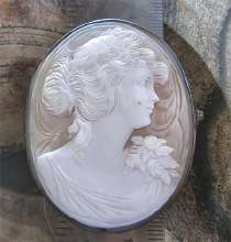 Museum Quality hand carved Post Edwardian Beauty Sterling Silver Brooch circa 1920th