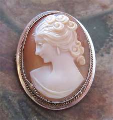 Marked 835 Silver/Gold with patina 1960th Brooch/Pendant Quality hand carved & signed Dark Sardonyx shell.