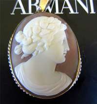 Apollo - Circa 1850 Antique Quality Light Sardonyx Shell Brooch Unmarked Silver with twisted rope